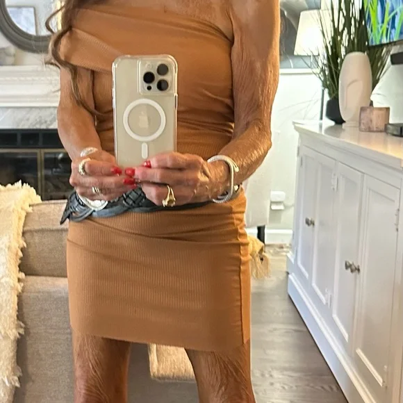 House of HARLOW 1960 One Shoulder Ribbed Dress. Size XS - Picture 10 of 13